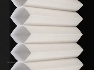 Lutron Madrid <1% shade fabric swatch in Satin (HC-MAD-ST)