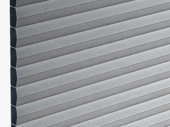 TOP Ripasso Blackout 25 mm honeycomb shade fabric swatch in Light Gray (85614-25)