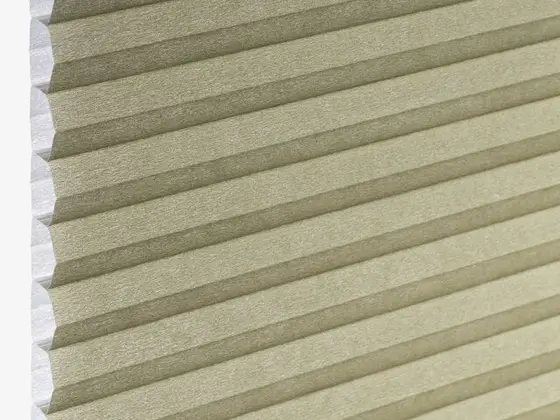 TOP Ripasso Translucent 25 mm honeycomb shade fabric swatch in Green (85524-25)